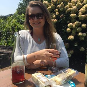 Meet your Posher, Caroline